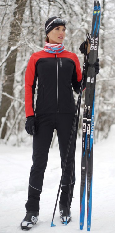 Женский разминочный лыжный костюм Nordski Active Base red-black