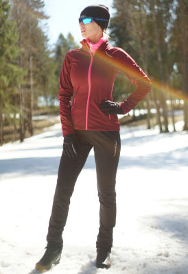 Женский утеплённый лыжный костюм Nordski Elite G-TX Wine/Black женский